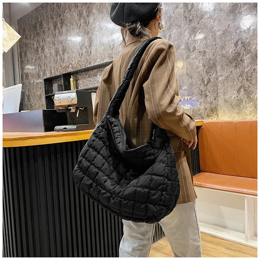 Quilted Zipper Large Shoulder Bag - Black