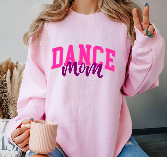 DANCE MOM