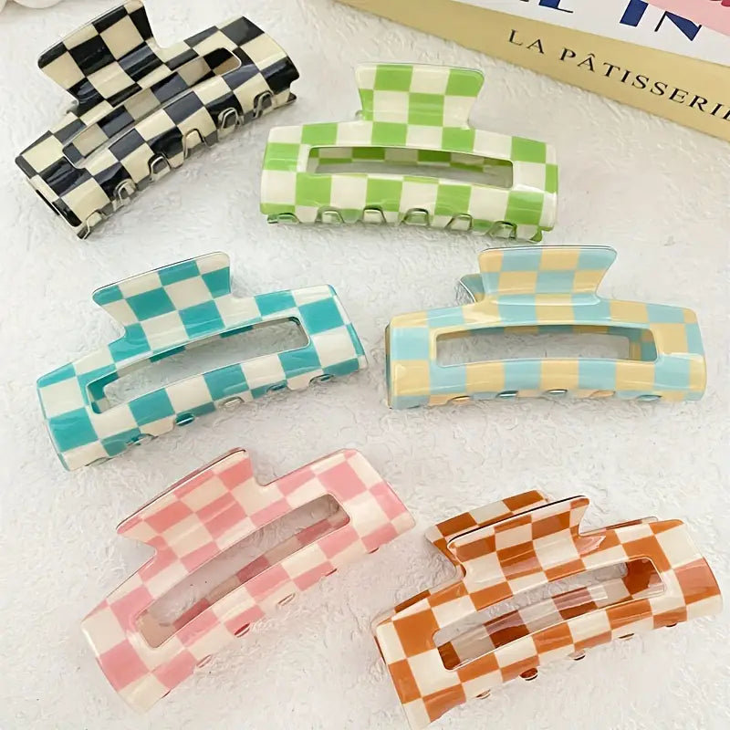 Medium Checkered Claw Clip - Various Colours