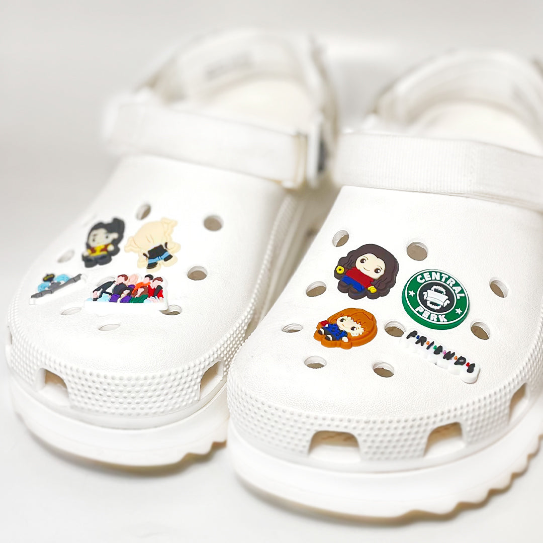 FRIENDS CROC CHARMS
