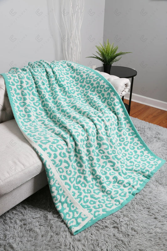 Cheetah Luxury Soft Throw Blanket - Mint
