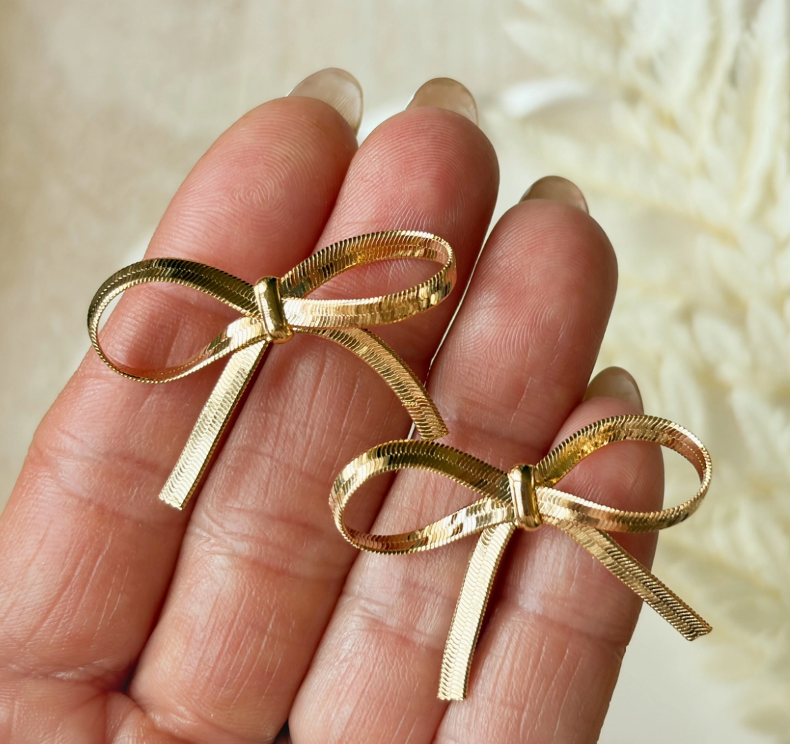 Goldie Bow Earrings