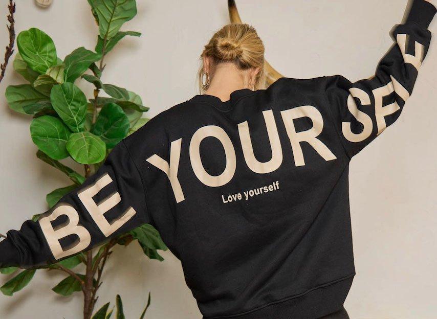 Be Yourself Oversized Crew - Black